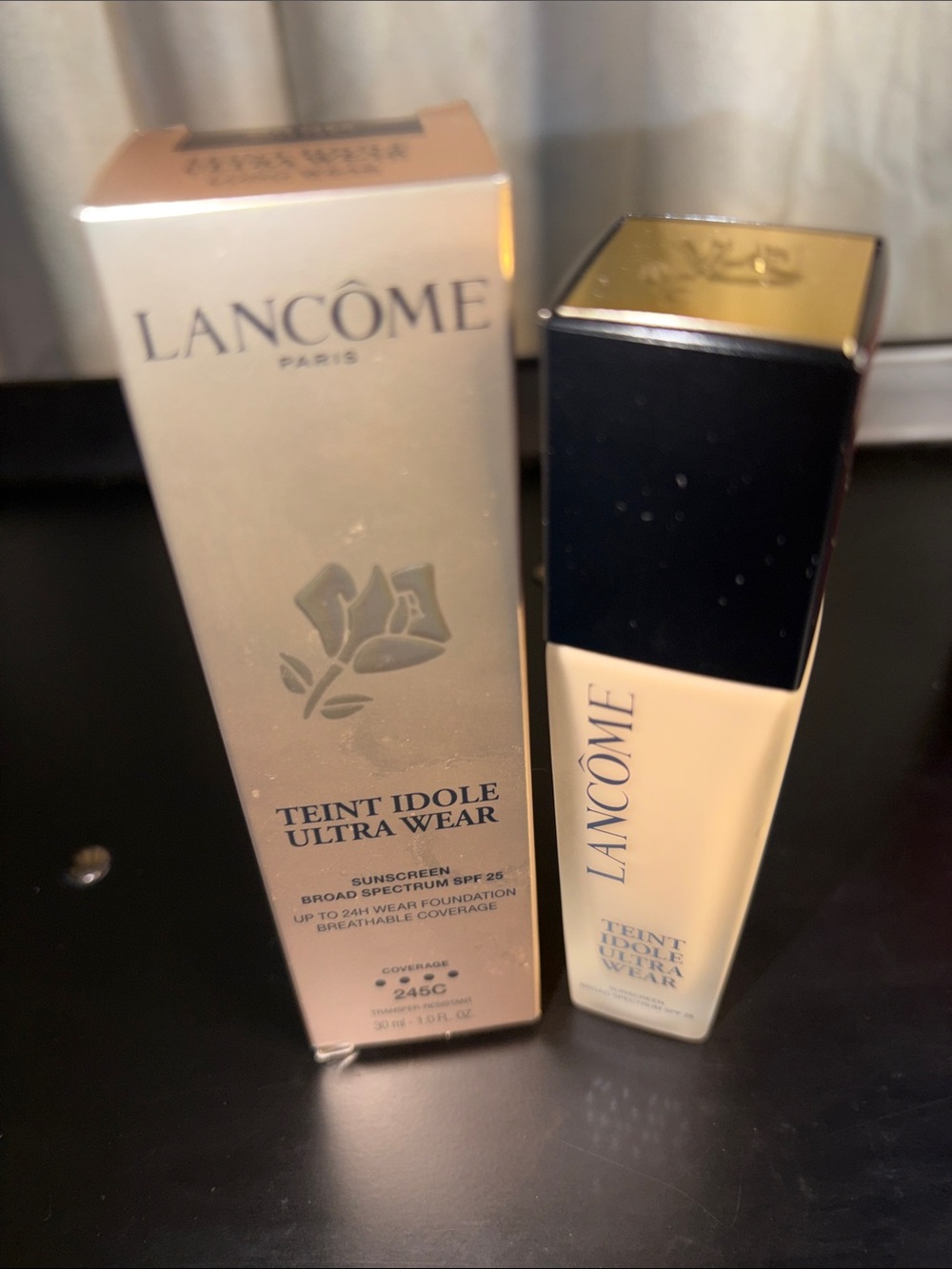 Lancôme Teint Idole Ultra Wear Foundation - Champagne Gold Packaging